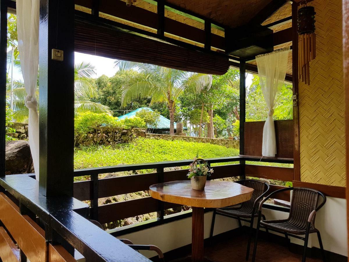 Villa Khadine Grand Vista Resort Coron Exterior photo